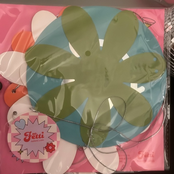 Disco assorted party decorations. - Picture 2 of 10